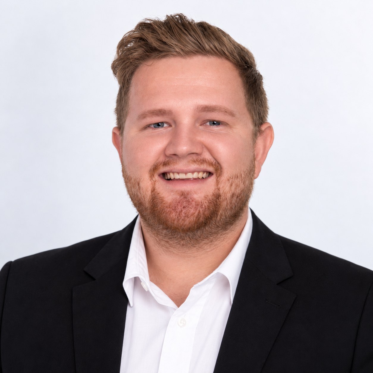 Dillan Putter, Financial Consultant